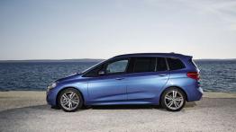 BMW 220i Gran Tourer (2015) - lewy bok