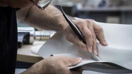 Infiniti Q70L Bespoke Edition (2015) - dobór materiałów wykończeniowych