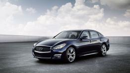 Infiniti Q70 L (2015) - widok z przodu