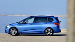 BMW 220i Gran Tourer (2015) - lewy bok