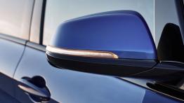 BMW 220i Gran Tourer (2015) - prawe lusterko zewnętrzne, przód