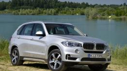 BMW X5 III xDrive40e (2015) - widok z przodu