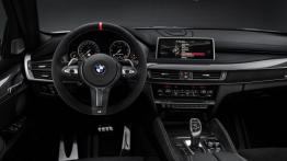 BMW X6 II M Performance (2015) - kokpit