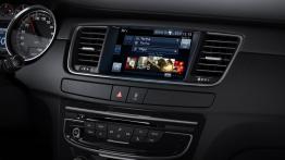 Peugeot 508 Sedan Facelifting (2015) - konsola środkowa