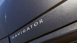 Lincoln Navigator III L Facelifting (2015) - emblemat boczny