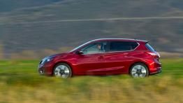 Nissan Pulsar 1.6 DIG-T (2015) - lewy bok