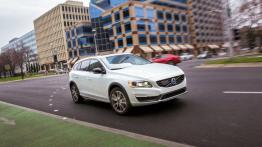 Volvo V60 Cross Country (2015) - widok z przodu