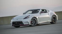 Nissan 370Z Nismo (2015) - lewy bok