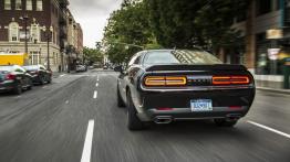 Dodge Challenger III Facelifting (2015) - widok z tyłu