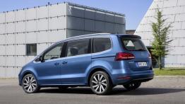 Volkswagen Sharan II Facelifting (2015) - widok z tyłu