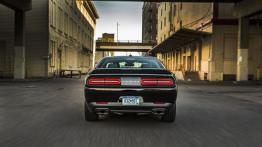 Dodge Challenger III Facelifting (2015) - widok z tyłu