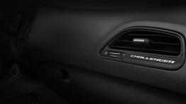 Dodge Challenger III Facelifting (2015) - nawiew