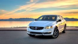 Volvo V60 Cross Country (2015) - widok z przodu