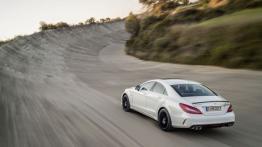 Mercedes CLS 63 AMG S-Modell C218 Facelifting (2015) - widok z tyłu