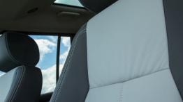 Land Rover Discovery IV (2015) - fotel kierowcy, widok z przodu