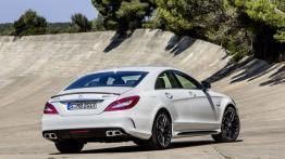 Mercedes CLS 63 AMG S-Modell C218 Facelifting (2015) - widok z tyłu