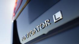 Lincoln Navigator III L Facelifting (2015) - emblemat