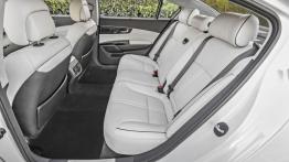 Kia K900 (2015) - tylna kanapa