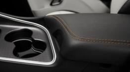 Dodge Challenger III Facelifting (2015) - podłokietnik przedni