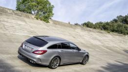 Mercedes CLS 63 AMG S-Modell Shooting Brake Facelifting - widok z tyłu