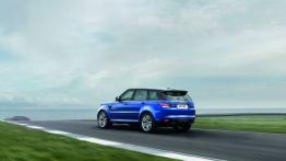 Land Rover Range Rover Sport II SVR (2015) - widok z tyłu