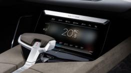 Audi Prologue Allroad Concept (2015) - ekran systemu multimedialnego