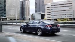 Infiniti Q70 L (2015) - widok z tyłu