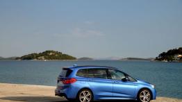 BMW 220i Gran Tourer (2015) - widok z tyłu
