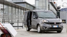 Fiat Doblo III Cargo Facelifting (2015) - widok z przodu