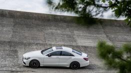 Mercedes CLS 63 AMG S-Modell C218 Facelifting (2015) - widok z góry