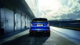 Land Rover Range Rover Sport II SVR (2015) - widok z tyłu