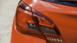 Vauxhall Corsa IV (2015) - lewy tylny reflektor - wyłączony