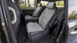 Kia Sedona III (2015) - tylna kanapa