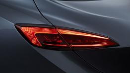 Buick Avenir Concept (2015) - lewy tylny reflektor - włączony