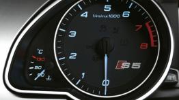 Audi S5 - obrotomierz