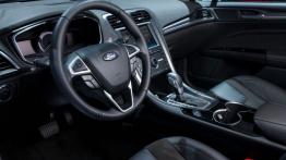 Ford Mondeo V Sedan Hybrid (2015) - oficjalna prezentacja auta