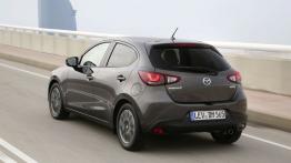 Mazda 2 III SKYACTIV-G 1.5 (2015) - widok z tyłu