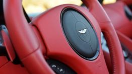 Aston Martin Vanquish Volante (2015) - kierownica