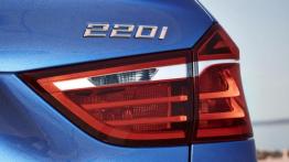 BMW 220i Gran Tourer (2015) - emblemat