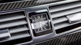 Mercedes CLS 63 AMG S-Modell Shooting Brake Facelifting - zegarek