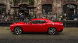 Dodge Challenger III Facelifting (2015) - lewy bok