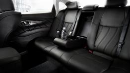 Infiniti Q70 L (2015) - tylna kanapa
