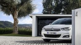 Citroen C4 II Hatchback Facelifting (2015) - przód - inne ujęcie