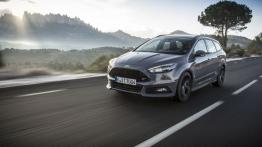 Ford Focus III ST Kombi Facelifting (2015) - widok z przodu