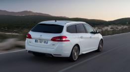 Peugeot 308 II SW GT (2015) - widok z tyłu
