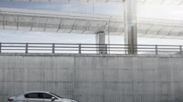 Peugeot 508 Sedan Facelifting (2015) - prawy bok