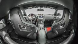 Nissan 370Z Nismo (2015) - widok ogólny wnętrza