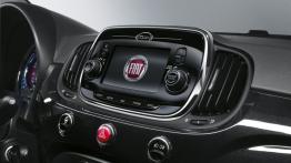 Fiat 500 II Facelifting (2015) - ekran systemu multimedialnego