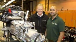 Land Rover Defender 2,000,000 (2015) - taśma produkcyjna