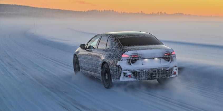 Nowe BMW i3 Neue Klasse: Oficjalne dane techniczne i finałowy szlif w Arktyce